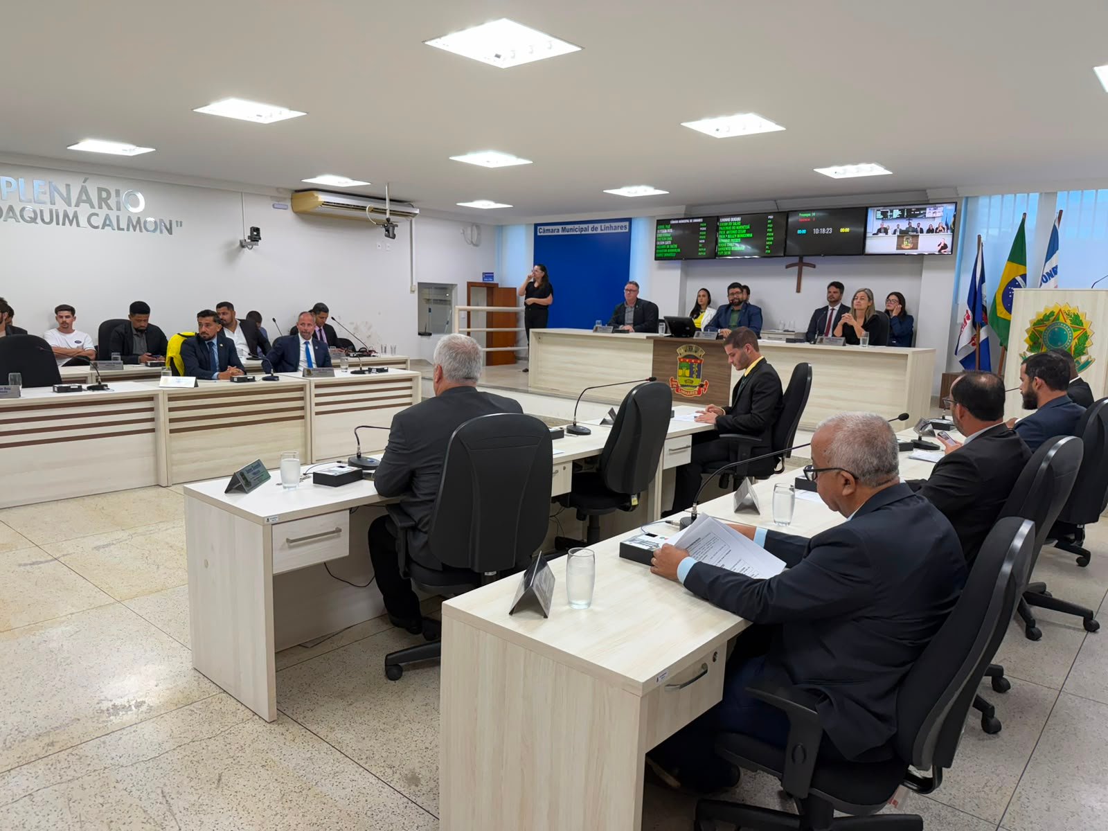 NOTÍCIA: Vereadores aprovam projeto de contratação temporária para técnico municipal da Faceli